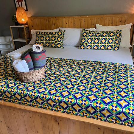 Kokrobite African Treasure Beach Resort מראה חיצוני תמונה