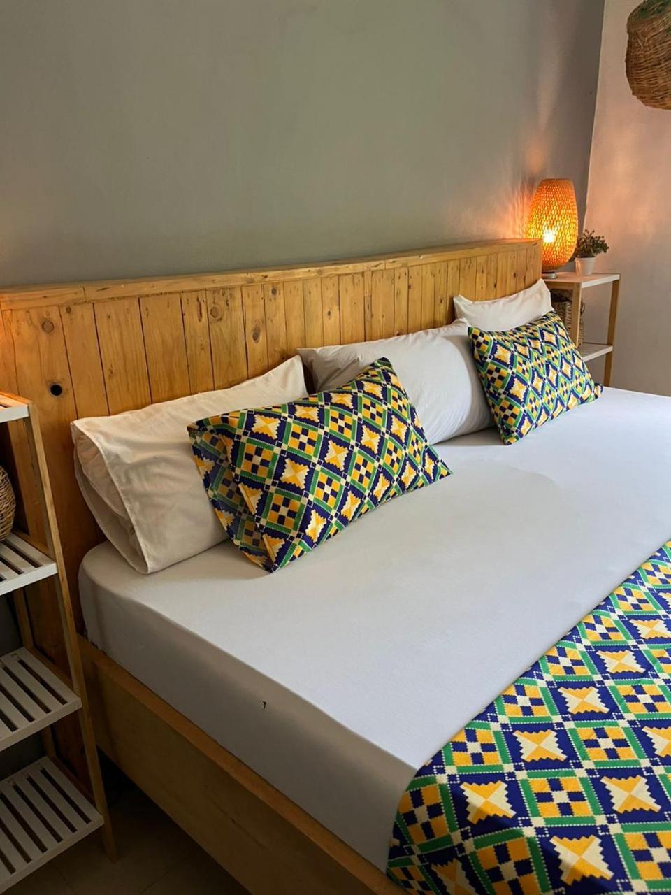 Kokrobite African Treasure Beach Resort מראה חיצוני תמונה
