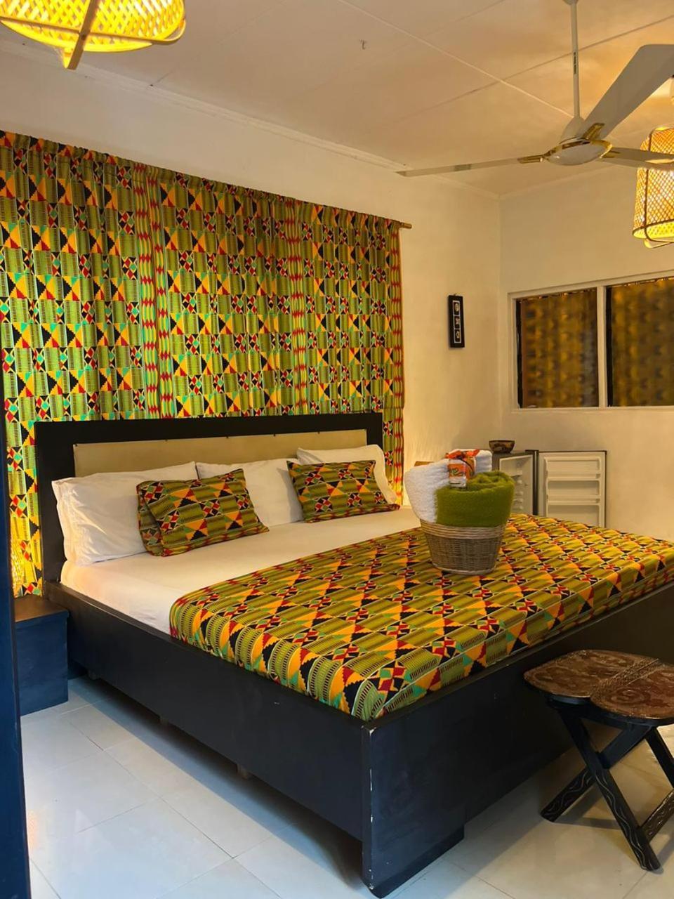 Kokrobite African Treasure Beach Resort מראה חיצוני תמונה