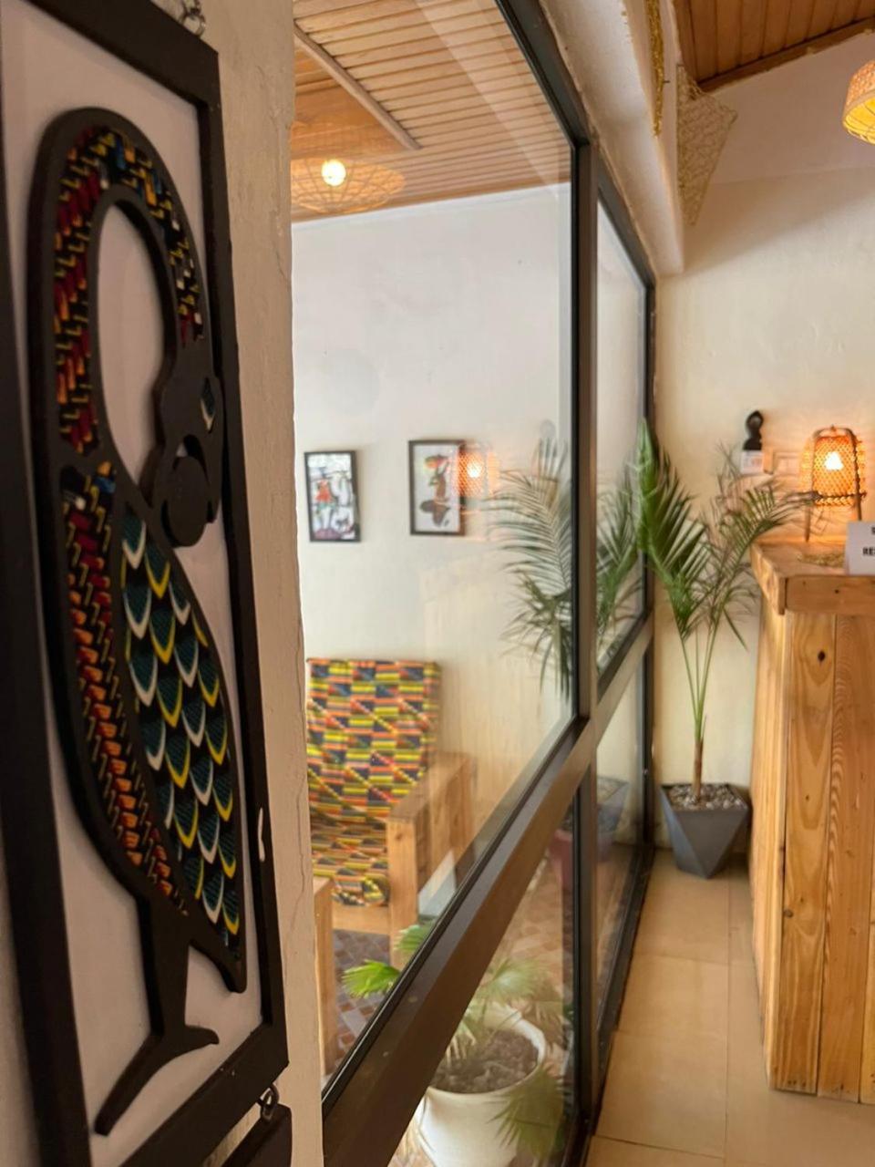 Kokrobite African Treasure Beach Resort מראה חיצוני תמונה