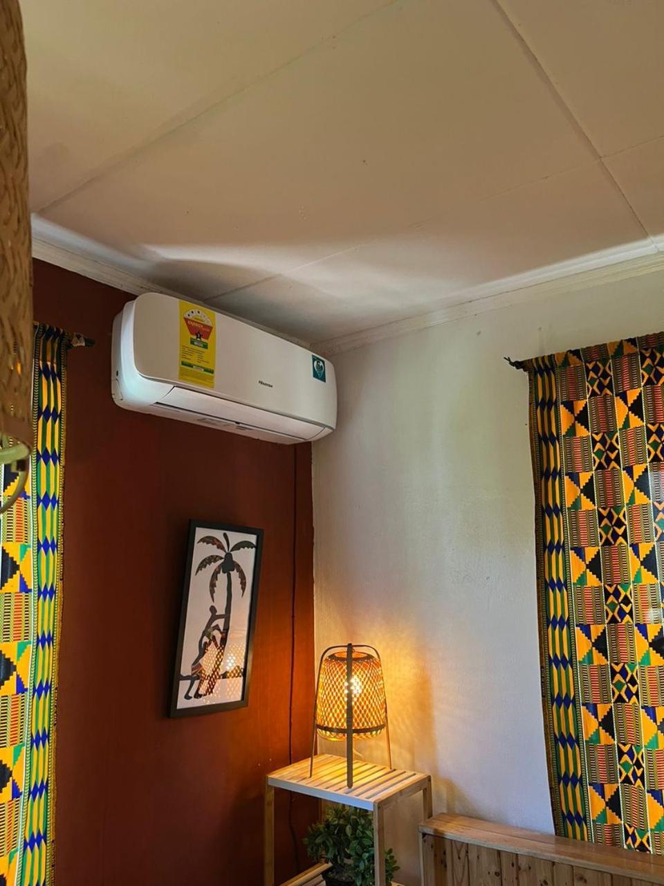 Kokrobite African Treasure Beach Resort מראה חיצוני תמונה