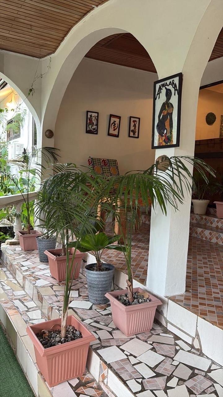 Kokrobite African Treasure Beach Resort מראה חיצוני תמונה