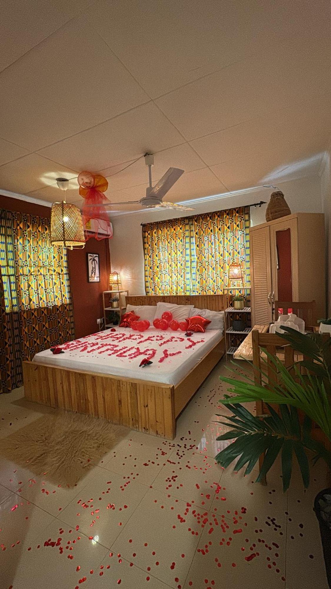 Kokrobite African Treasure Beach Resort מראה חיצוני תמונה