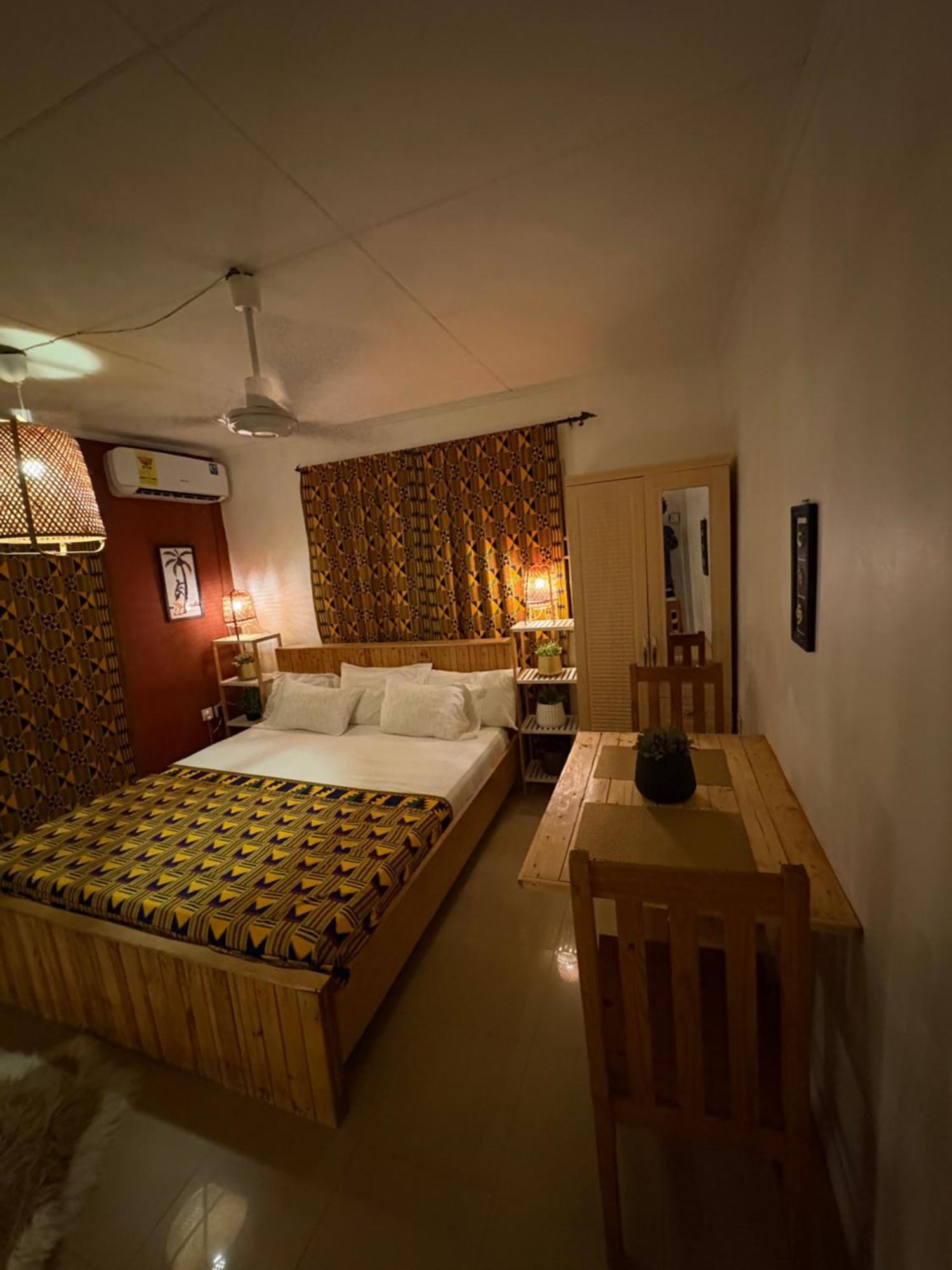Kokrobite African Treasure Beach Resort מראה חיצוני תמונה