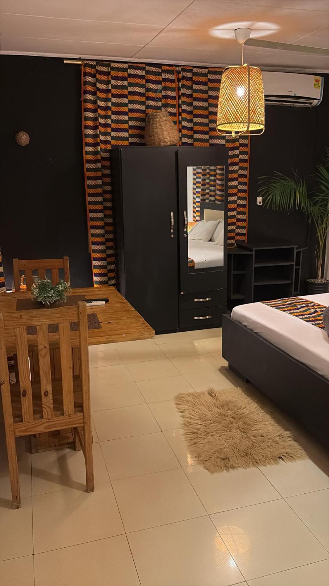Kokrobite African Treasure Beach Resort מראה חיצוני תמונה