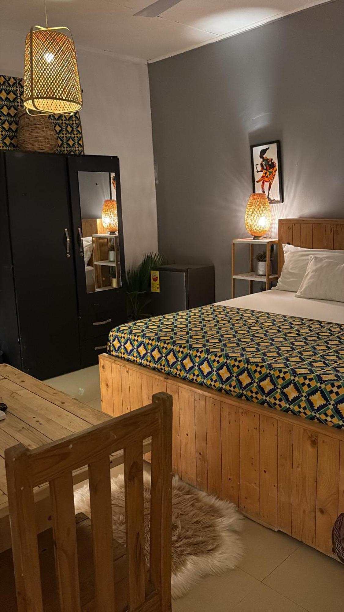 Kokrobite African Treasure Beach Resort מראה חיצוני תמונה